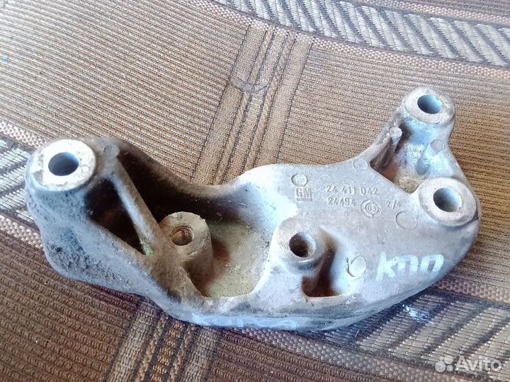 Кронштейн АКПП Опель Корса С