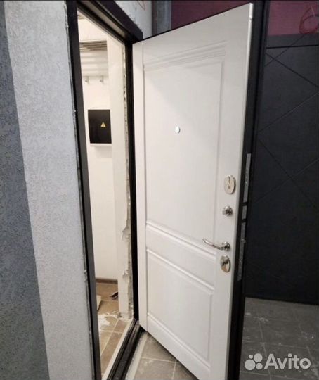 Дверь входная новая со склада