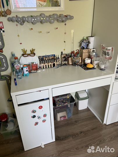 Письменный стол IKEA