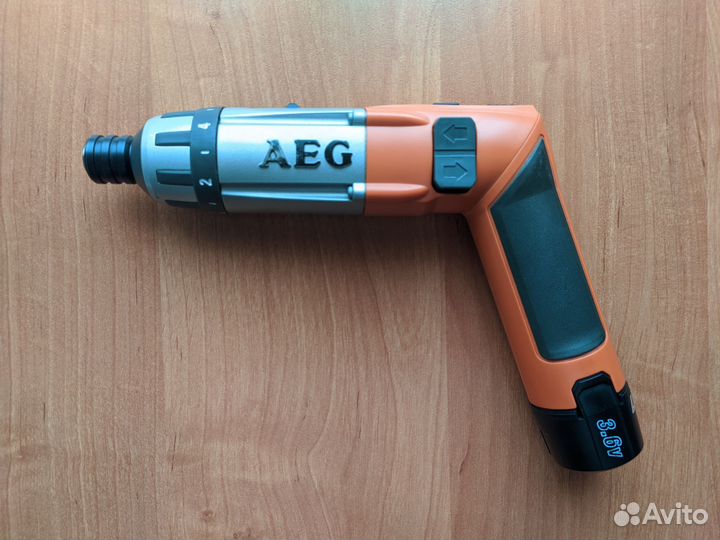 Аккумуляторная отвертка AEG SE 3.6 Li