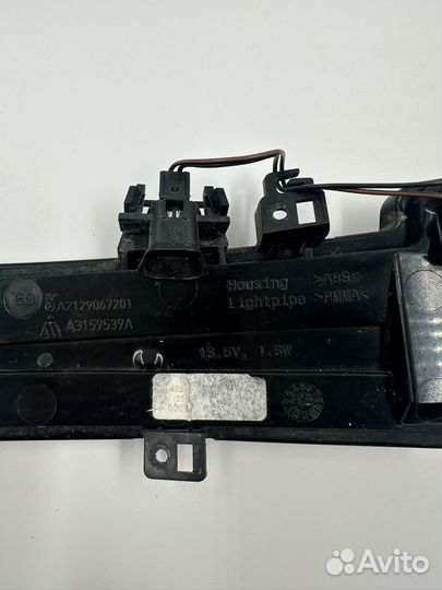 Поворотник в боковое зеркало Mercedes Cla