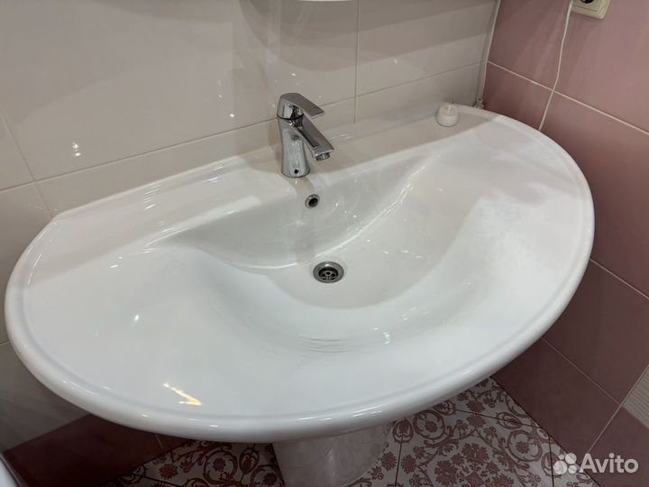 Раковина с пьедесталом тюльпан