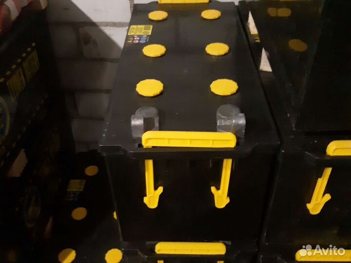 Аккумулятор Тюмень 6CT-190 болт