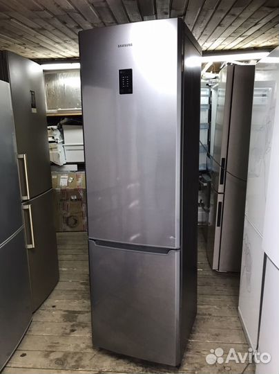 Холодильник Samsung No Frost