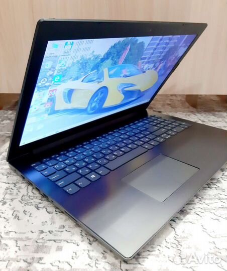Lenovo 320-15IAP в отличном состоянии