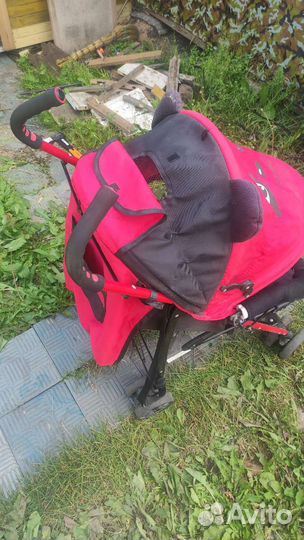 Прогулочная коляска