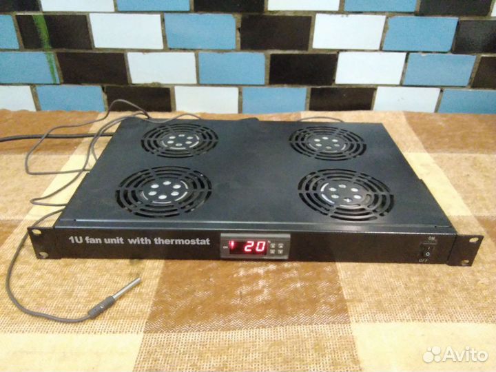 Блок вентиляторов для серверного шкафа