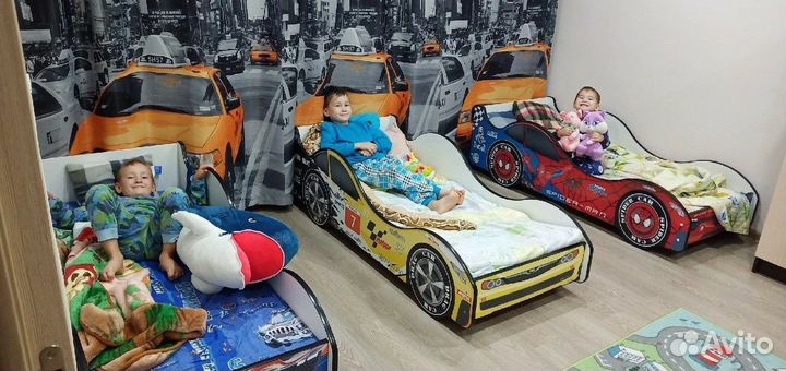 Кровать машинка детская