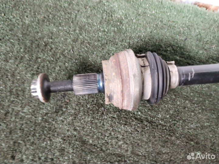 Привод задний правый Volkswagen Tiguan 5N2 2013