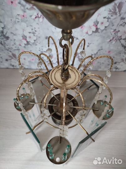 Потолочный светильник в прихожую