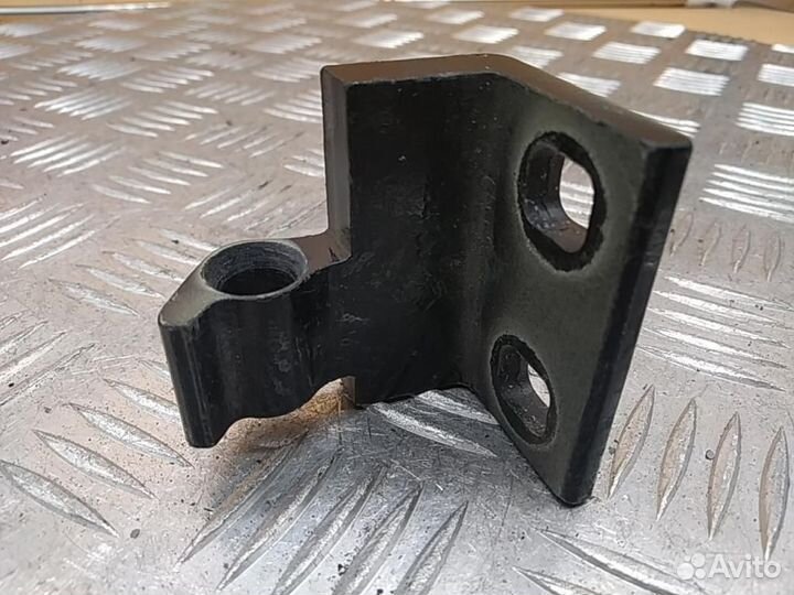 Петля двери передней BMW X5