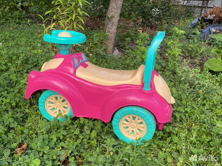 Машинка-каталка