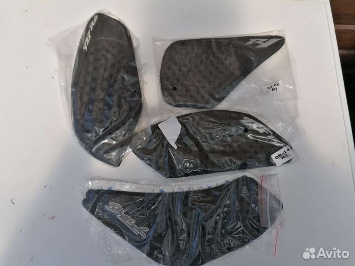 Защитные наклейки на бак в ассортименте