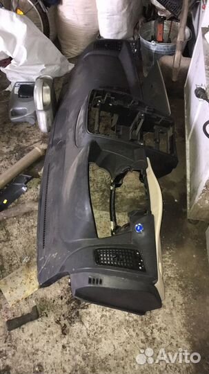 Торпедо Cadillac SRX 2003-2009