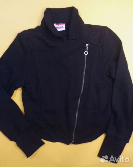 Кофта новая 134-140