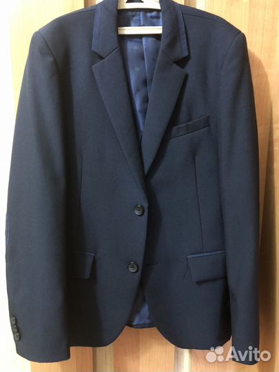 Костюм тройка