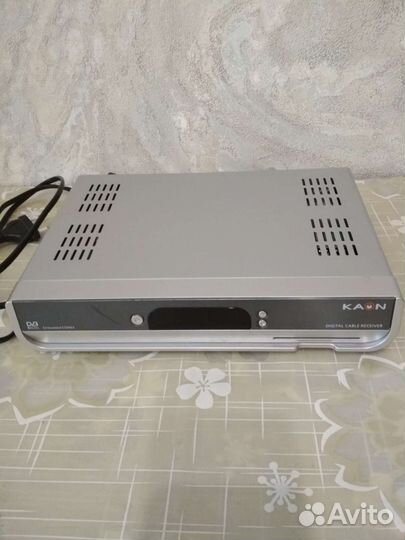 Цифровой ресивер Kaon KCF-H220