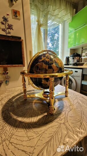 Глобус инкрустация камнями