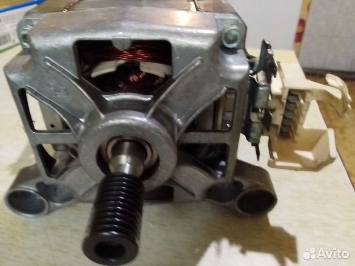 Двигататель стиральной машины