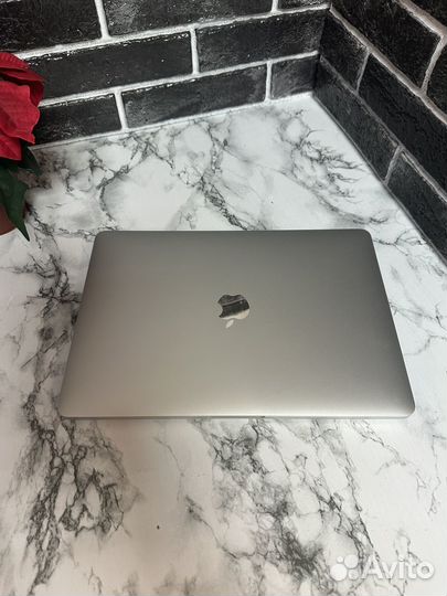 Apple MacBook Pro 13 2020 16gb 512gb рст