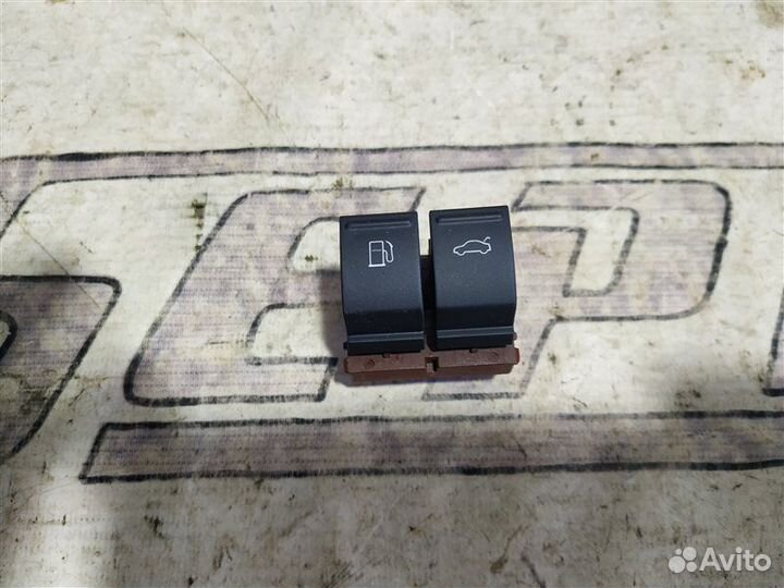 Кнопка открывания багажника Volkswagen Passat B6