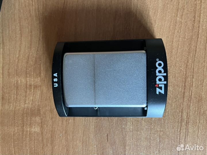 Зажигалка бензиновая zippo