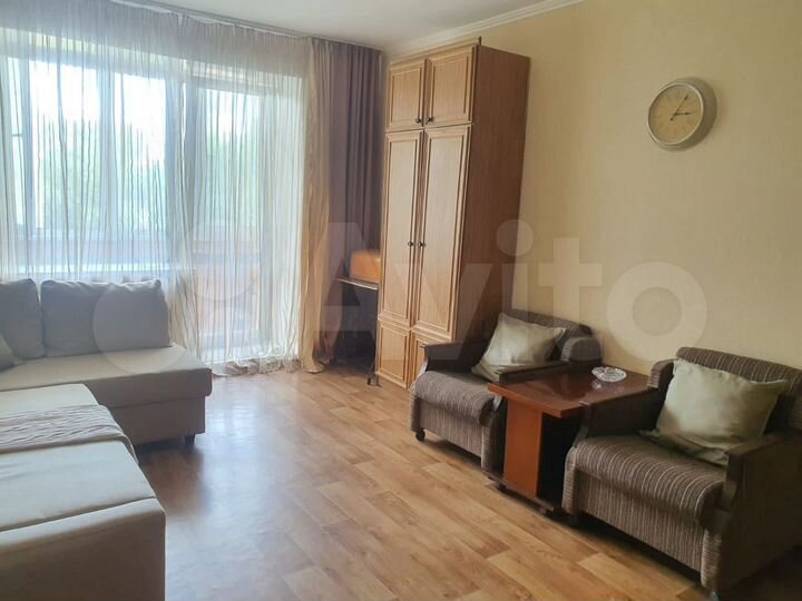 2-к. квартира, 50 м², 3/9 эт.