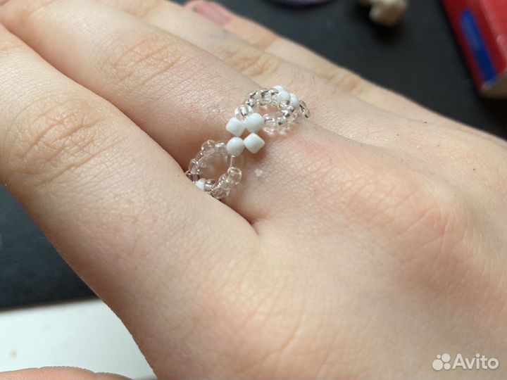 Кольцо из бисера
