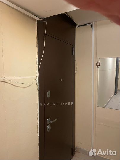 Дверь с фрамугой на заказ за 5 дней