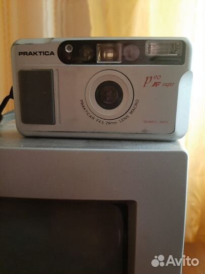 Пленочный фотоаппарат