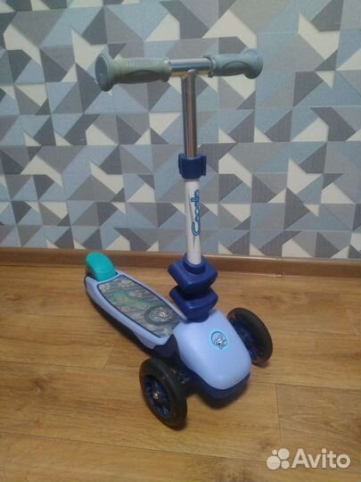 Самокат детский трехколесный с сиденьем