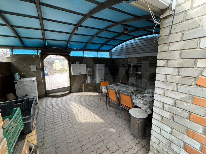 Коттедж 275 м² на участке 7 сот.