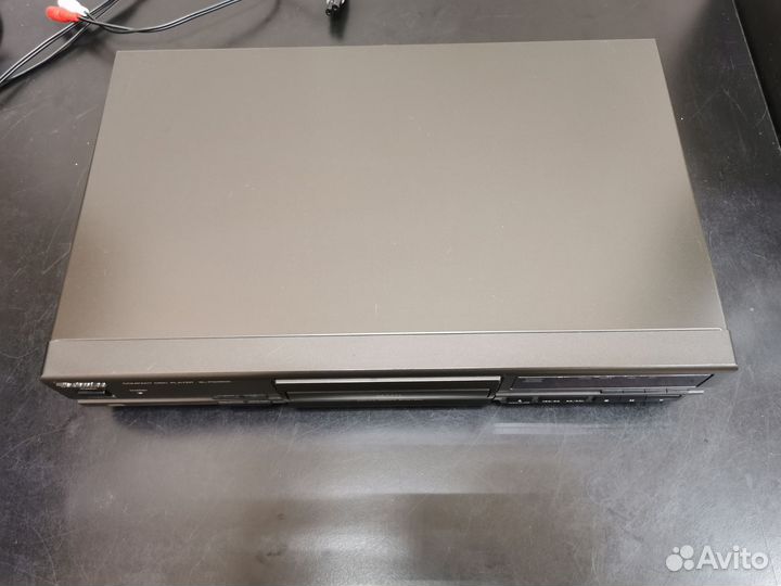 Проигрыватель CD Technics SL-PG380A