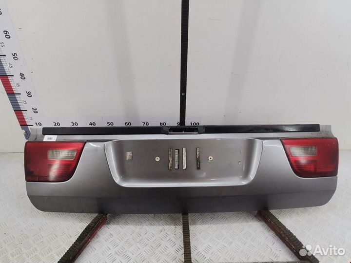 Фонарь крышки багажника правый BMW X5 E53 рест