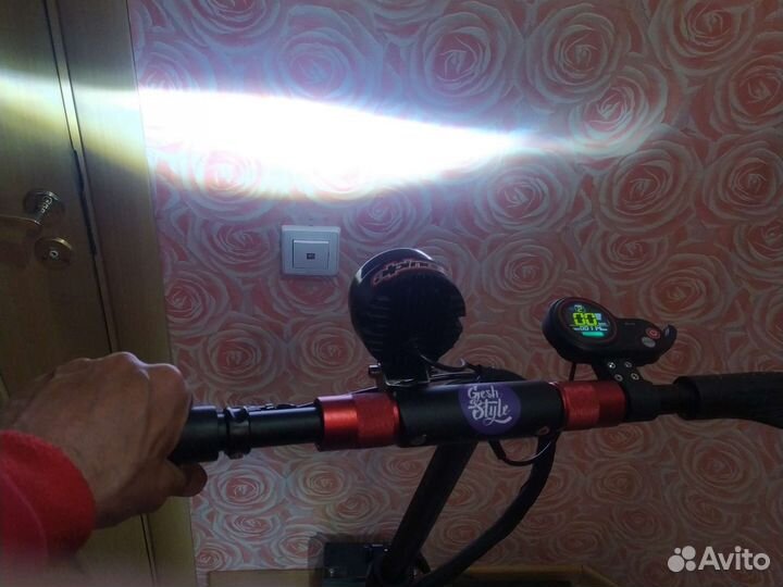 Самокат взрослый электрический Куго Х1