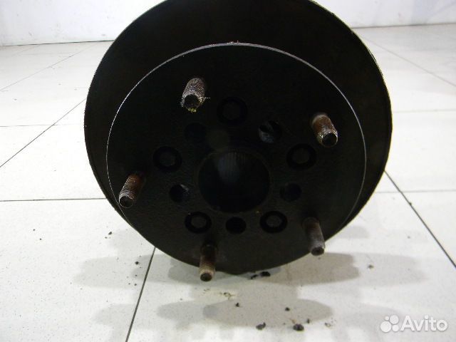 Кулак передний левый Форд