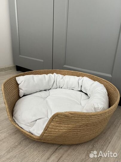 Лежанка для кошек