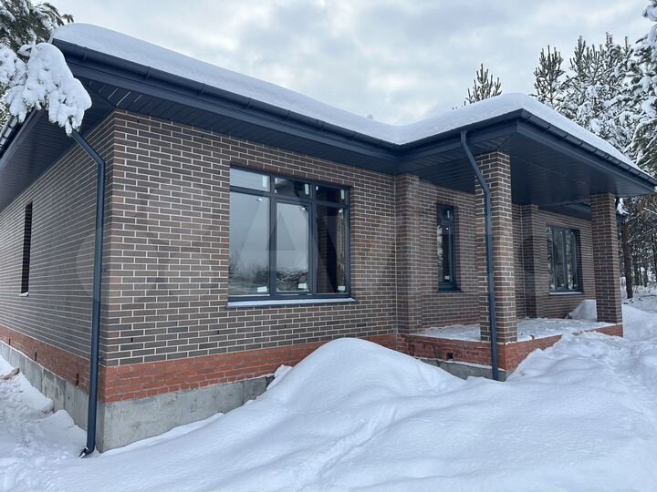 Коттедж 130 м² на участке 6 сот.