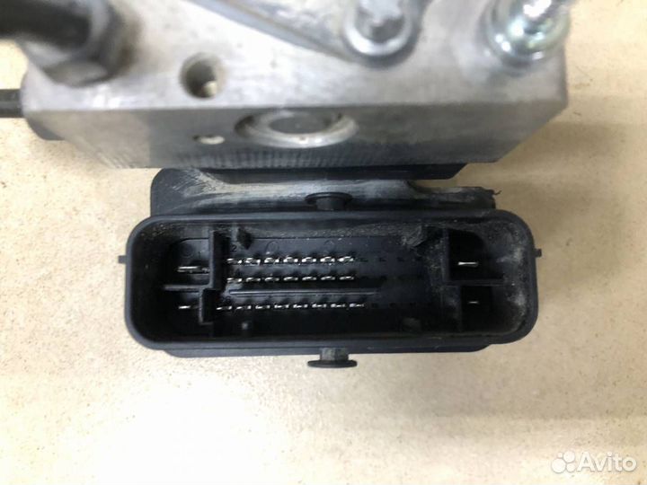 Блок ABS насос Renault Duster 2012