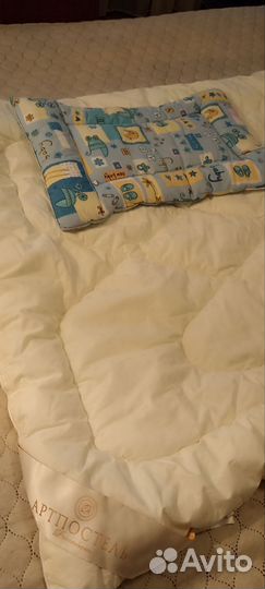 Комплект- детское одеяло и подушка