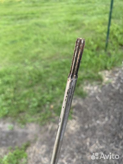 Вал на триммер