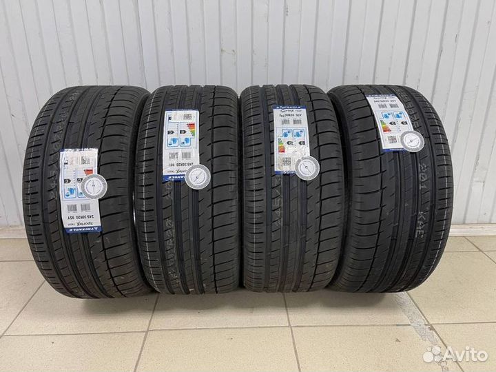 Triangle TH201 255/40 R18