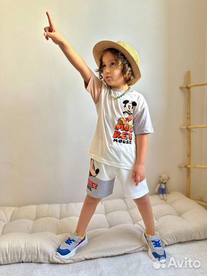 Летний комплект на мальчика Zara