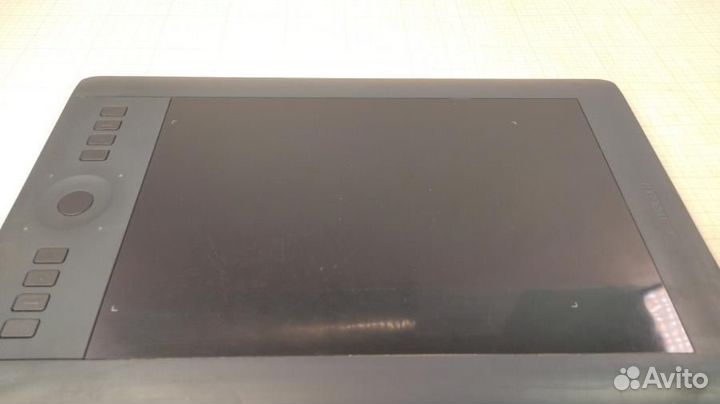 Wacom Intuos Pro Medium PTH-651, б/у, без пера