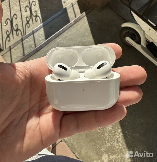 Apple AirPods Pro