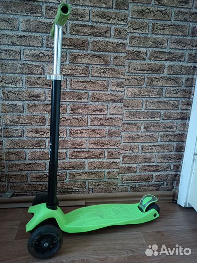Самокат детский трехколесный