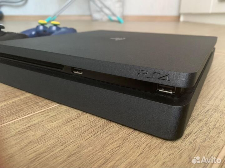 Sony playstation 4 slim 2 Джоя + игры