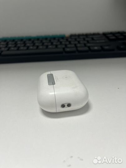 Кейс Apple AirPods Pro 2, белый