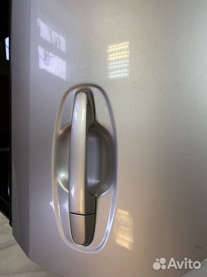 Toyota Prius 20 дверь