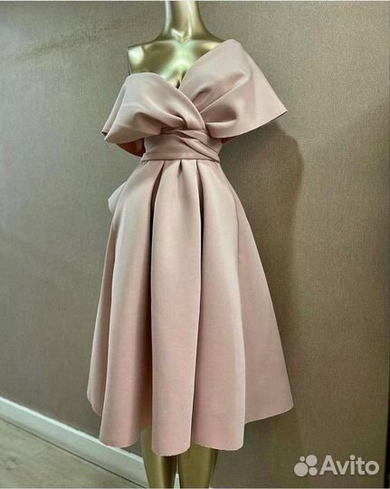 Вечернее платье